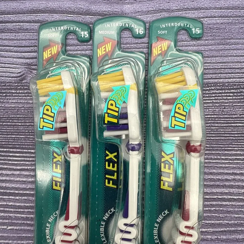 3 LOT VTG 2000 Aqua Fresh Flex Tip Toothbrush Soft Bristles 15/16 Interdental
